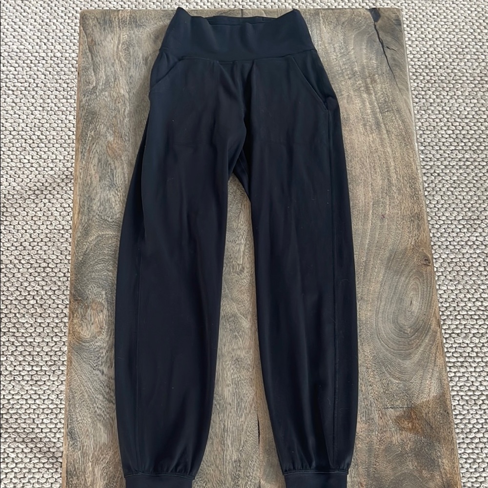 Lululemon Align High Rise Jogger (Black, Size, 2)